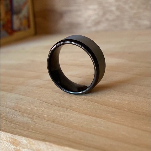 CHARMING Jewelers Tungsten Carbide Beveled Edge Band/Ring  SIZE 12 - Picture 6 of 9